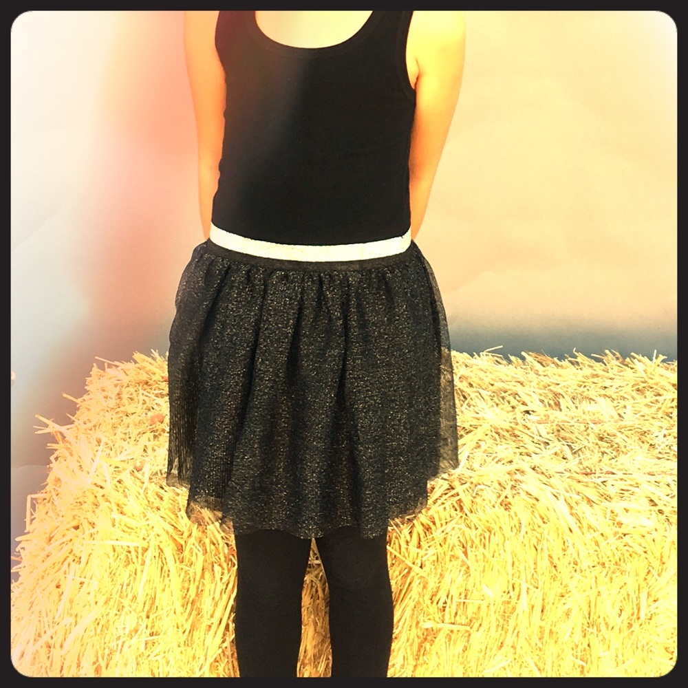 Cat & Jack Sparkly Black & Silver Skirt, Size 7/8